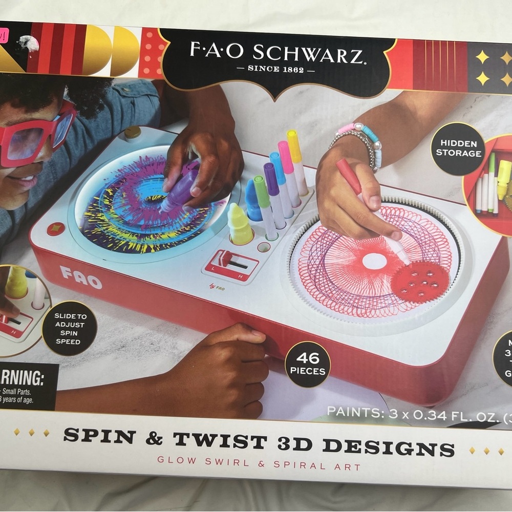 New FAO Schwarz Spin & Twist 3D Designs Glow Swirl & Spiral Kit A050424